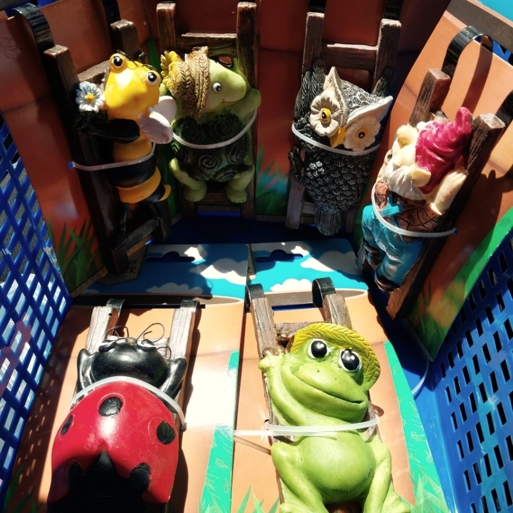 PLANT pot huggers set (frog,turtle,ladybug,knome,bee,owl)